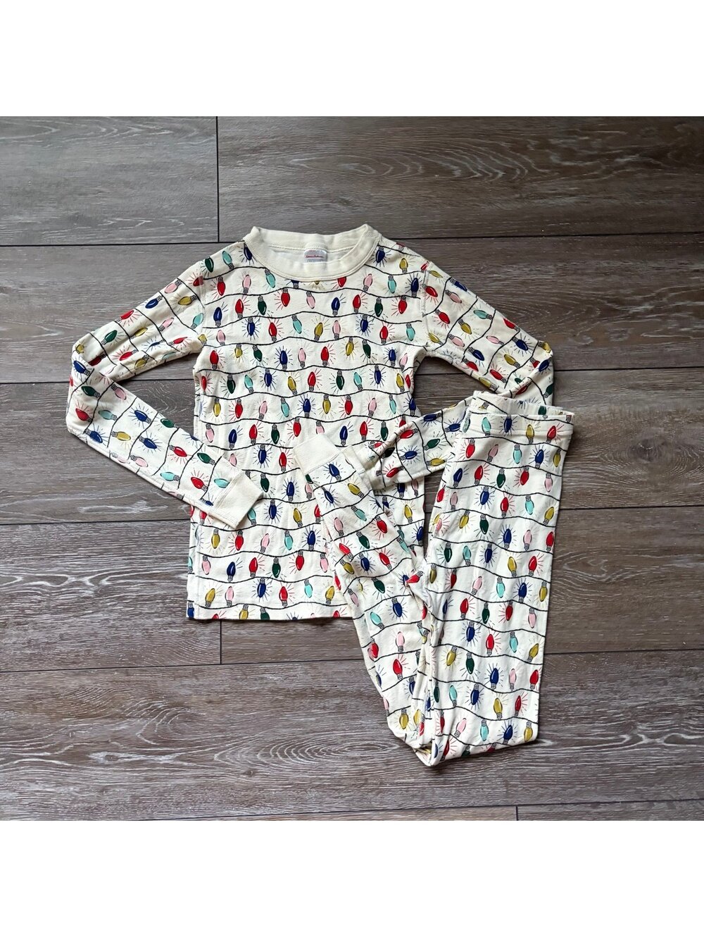 Hanna Andersson Christmas Light Pajamas